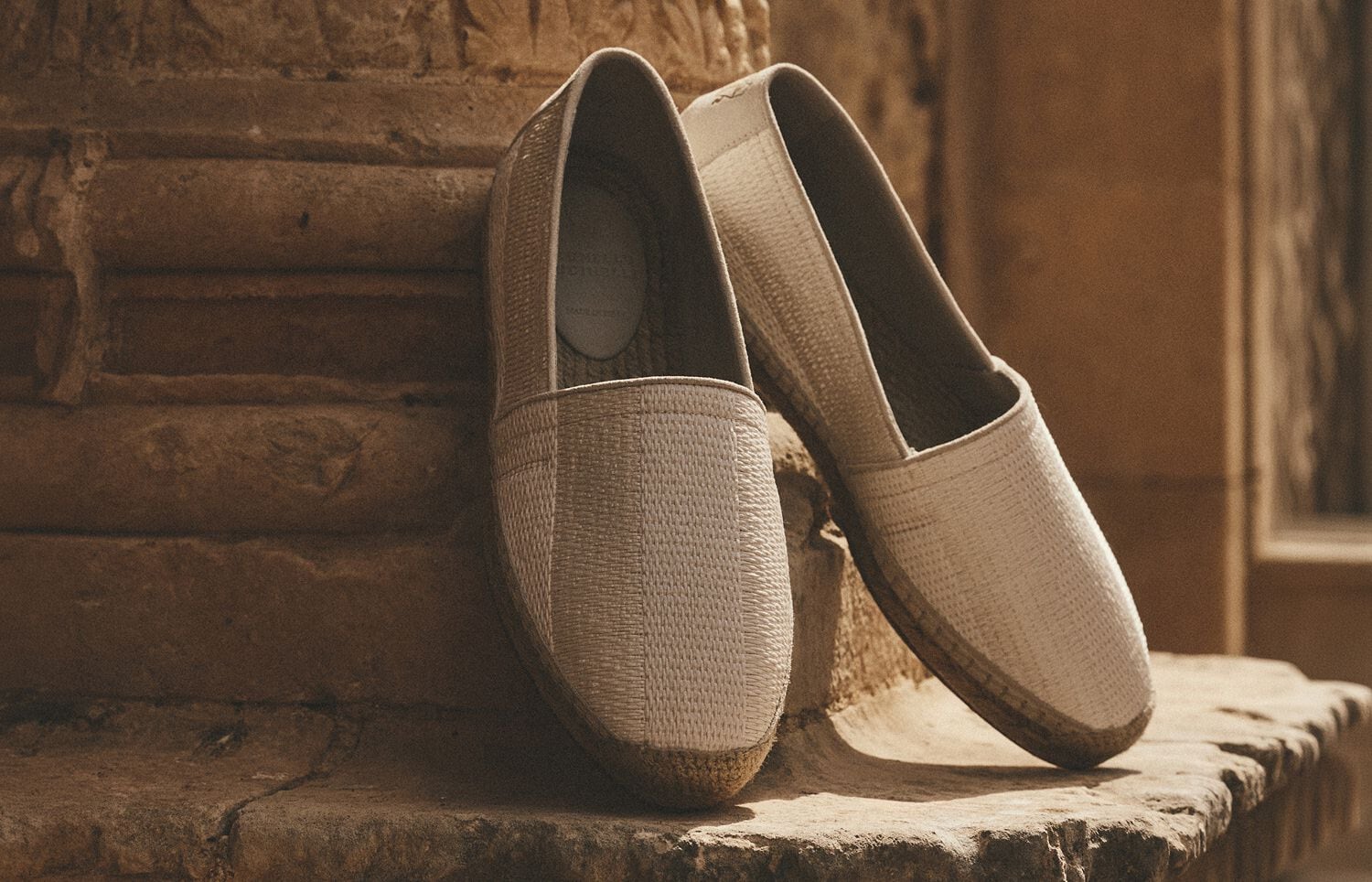 Brunello Cucinelli：レディース、メンズ、キッズアイテム公式ブティック
