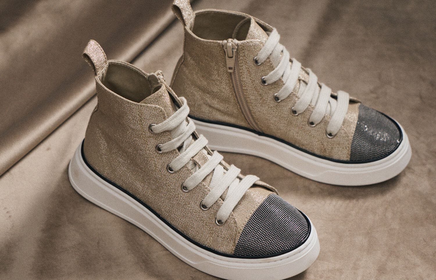 レディース 向け ベージュ ダズリングテクスチャー スカート