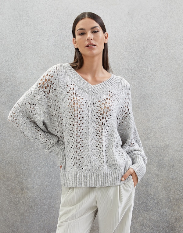 Women's knitwear: stylish sweaters and cardigans | Brunello Cucinelli