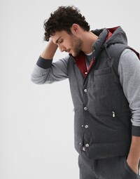 Down Sleeveless Jacket