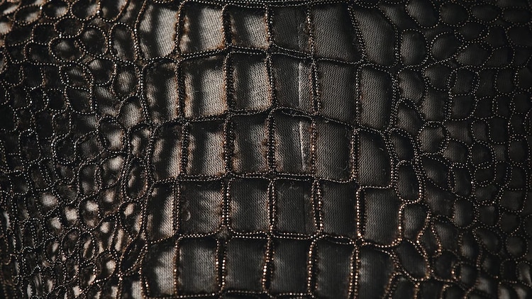 Storie - BEYOND THE THREAD