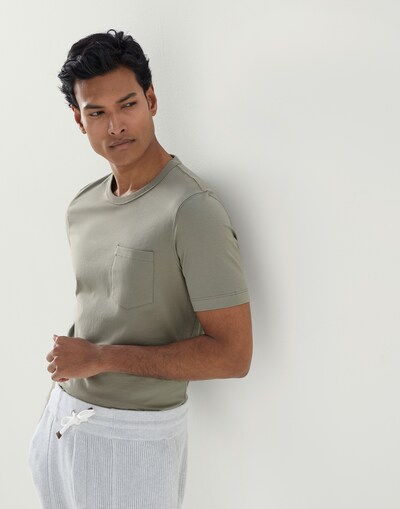 Short Sleeve T-Shirt - Editorial view