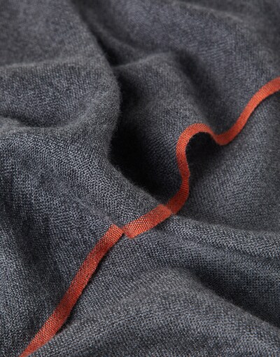 Solid Color - Detail view