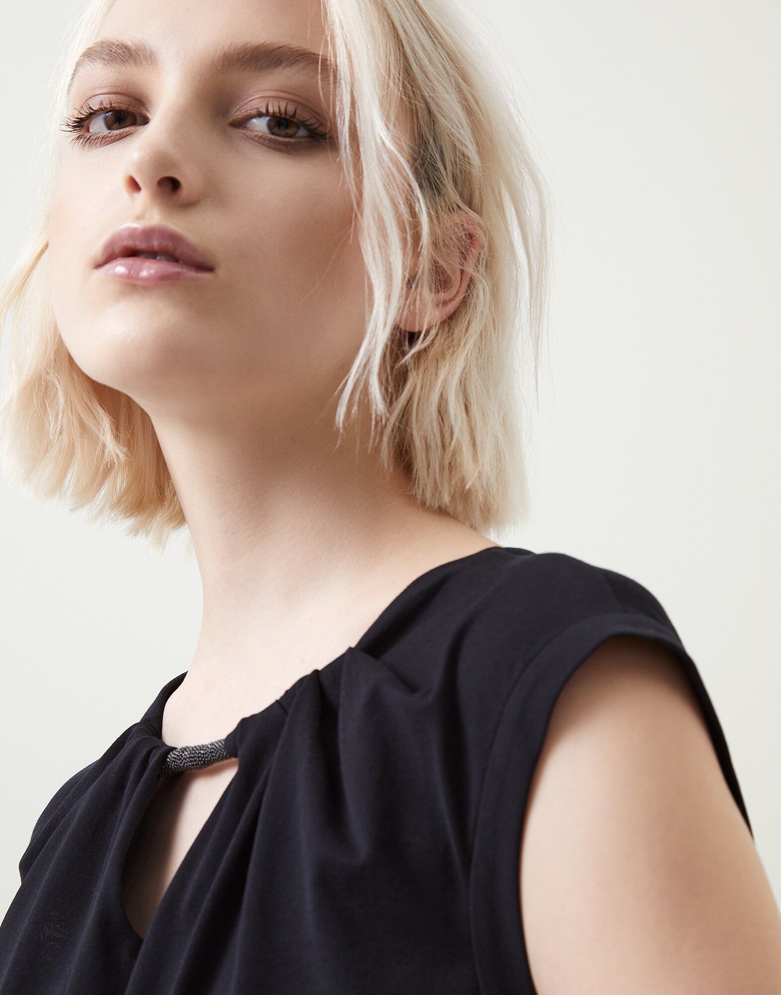 Top - Detail