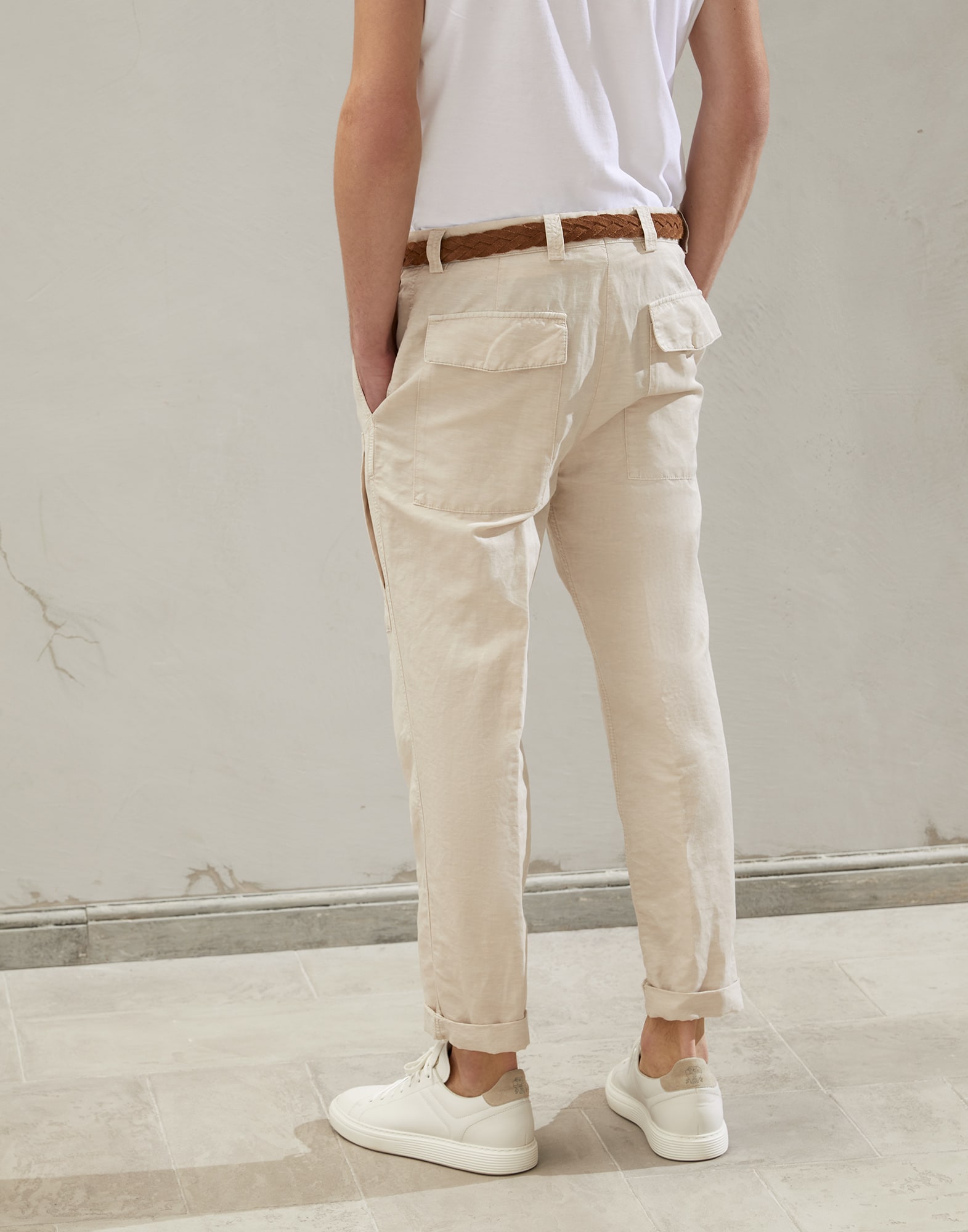Leisure - Back view