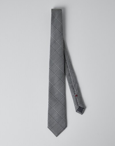 Tie - Front view