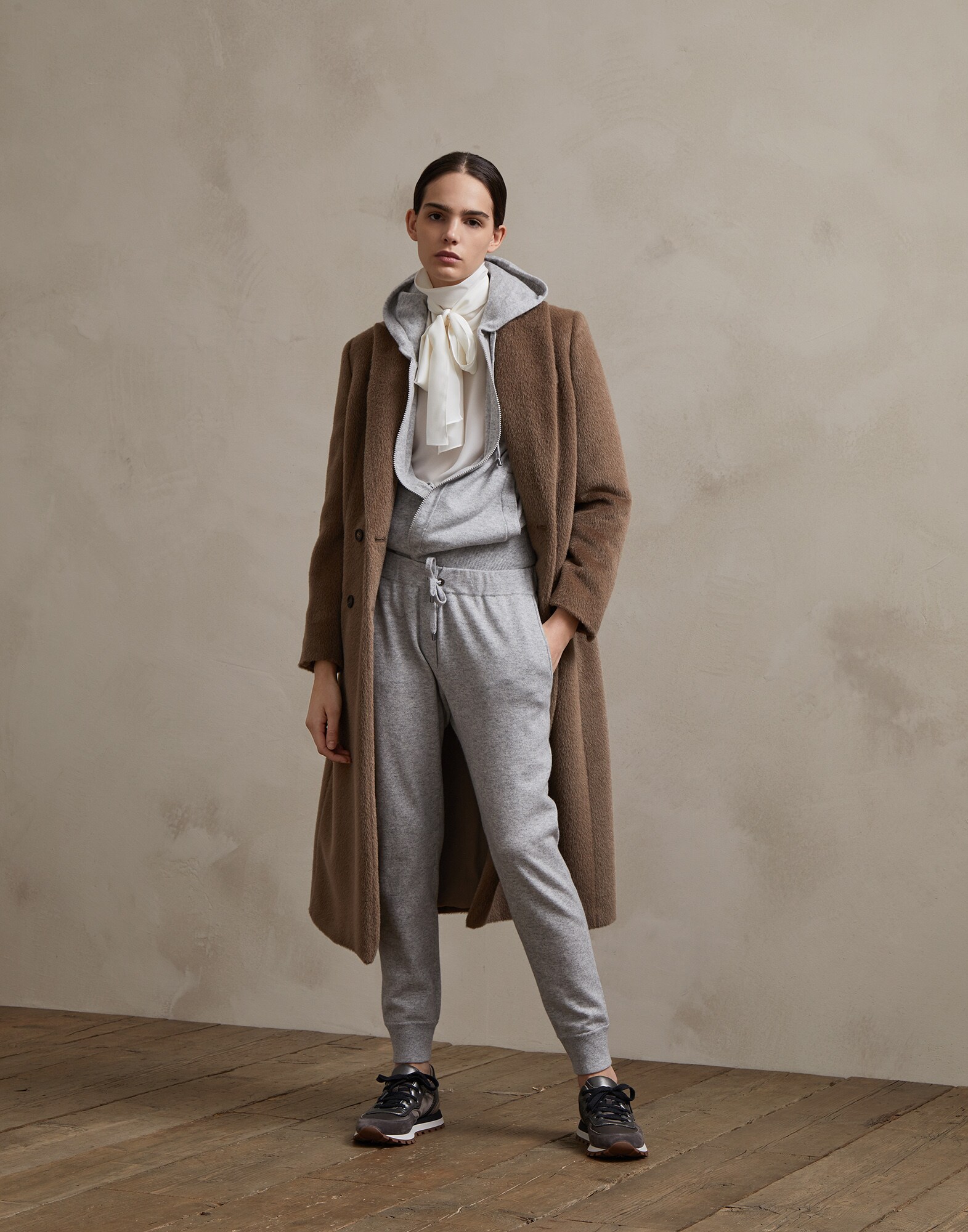 Sweatshirt - Full look