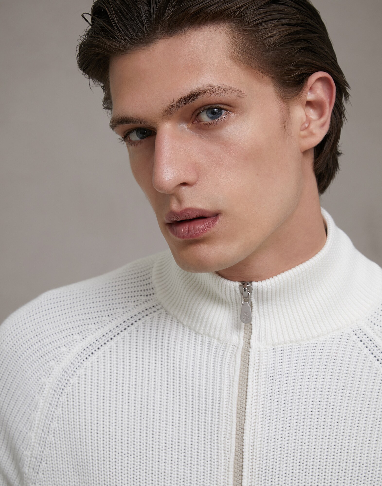 Zip-front Cardigan - Detail