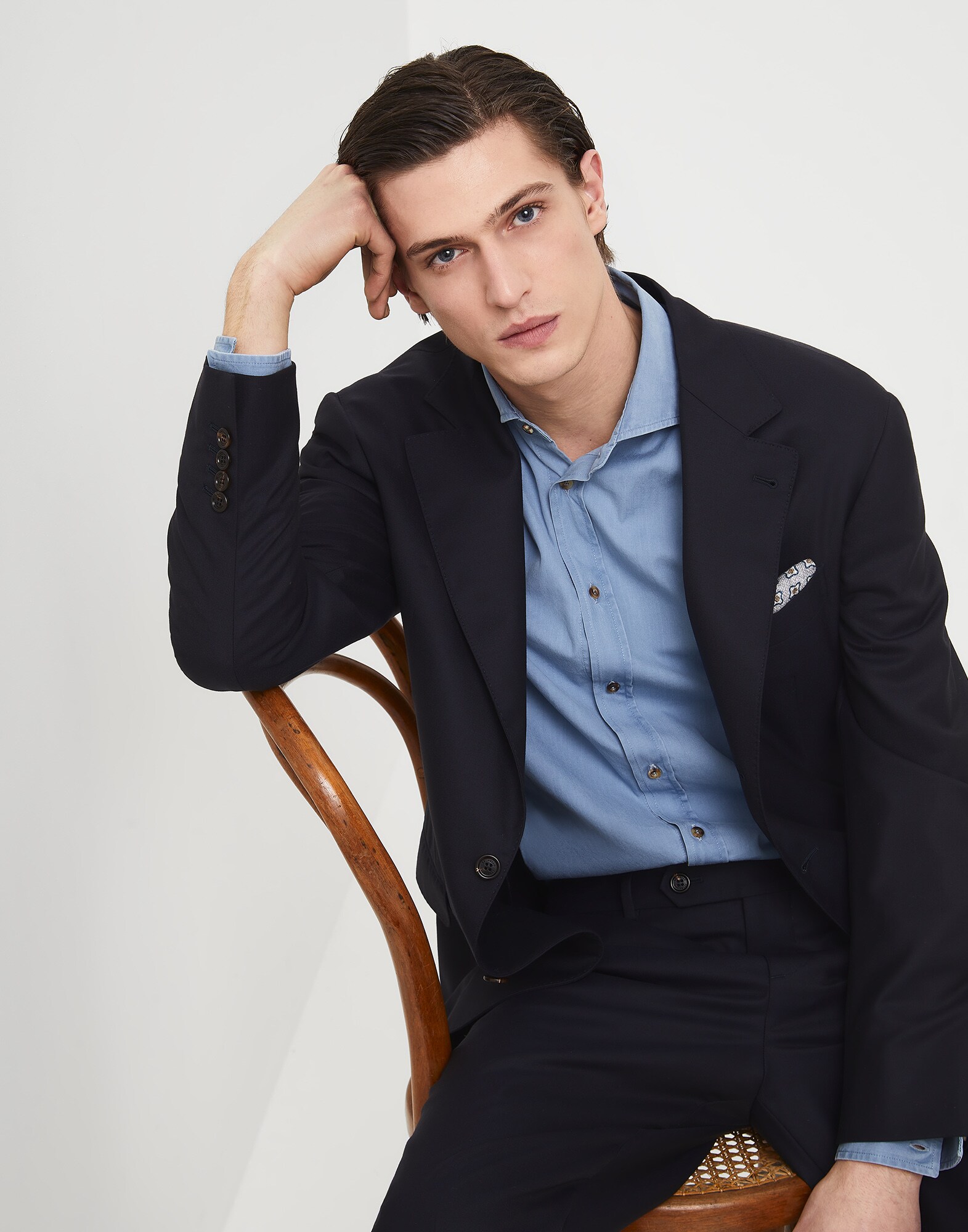 Single Breasted Blazer - Editorial view