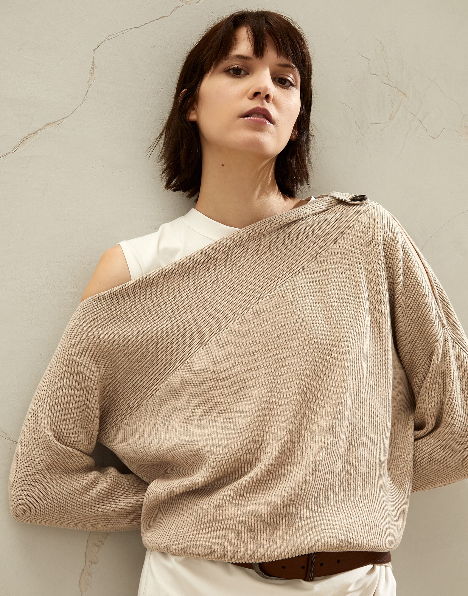 Escote Amplio - Editorial