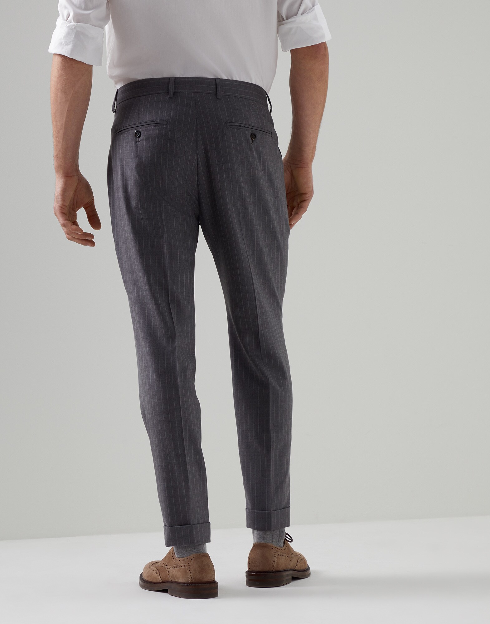 Flat front - Back view