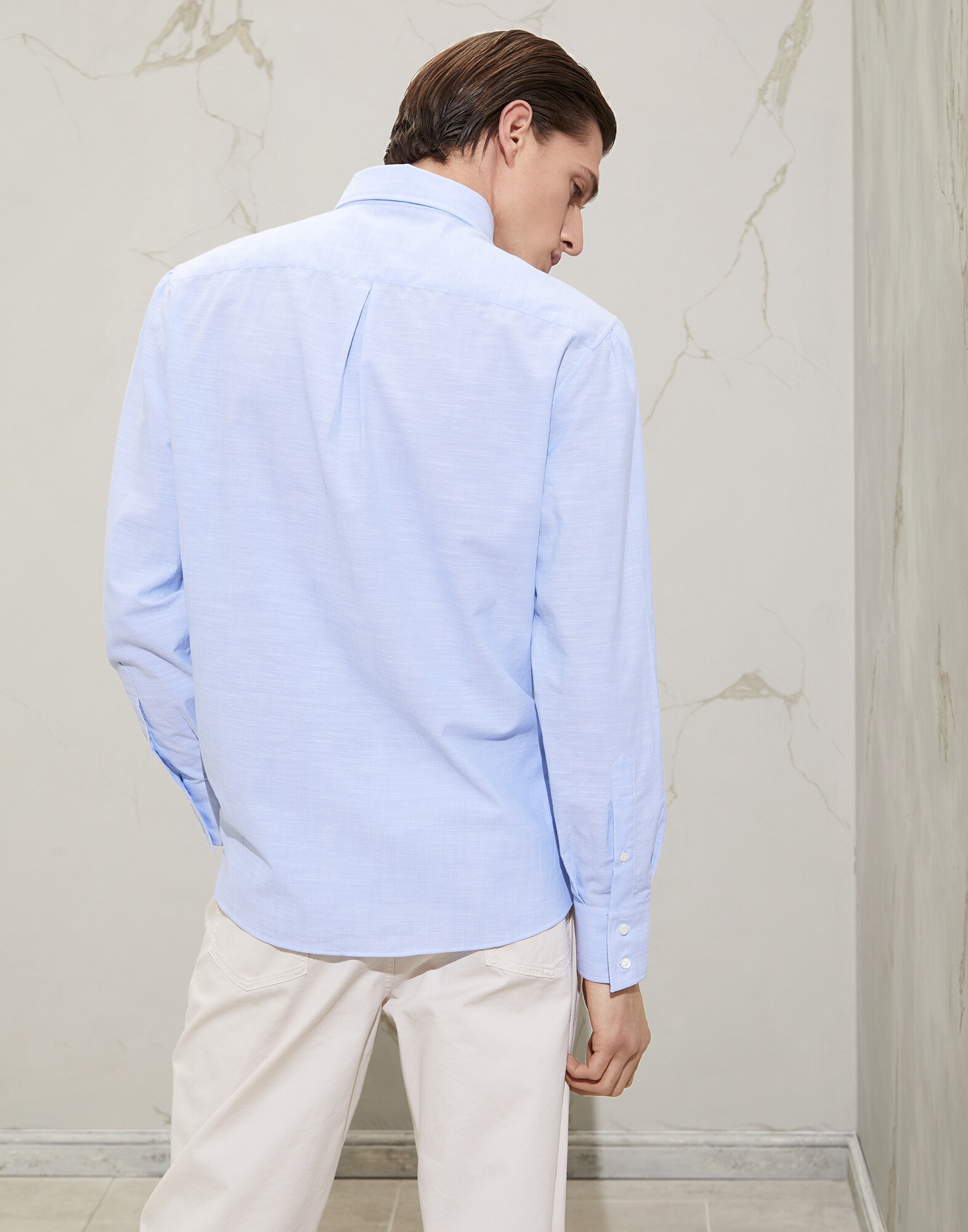 Basic - Back view