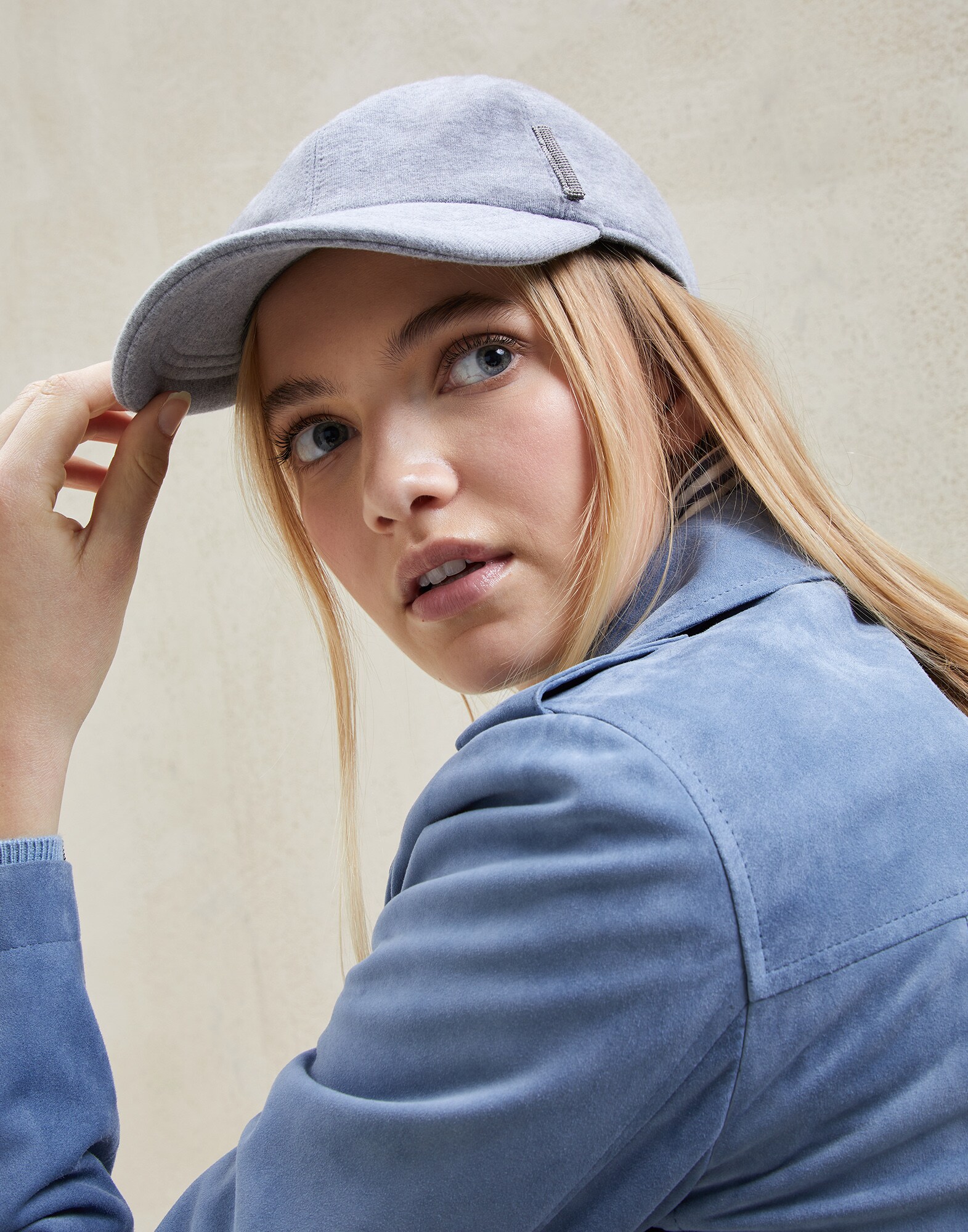 Sombreros y Gorras - Vista editorial