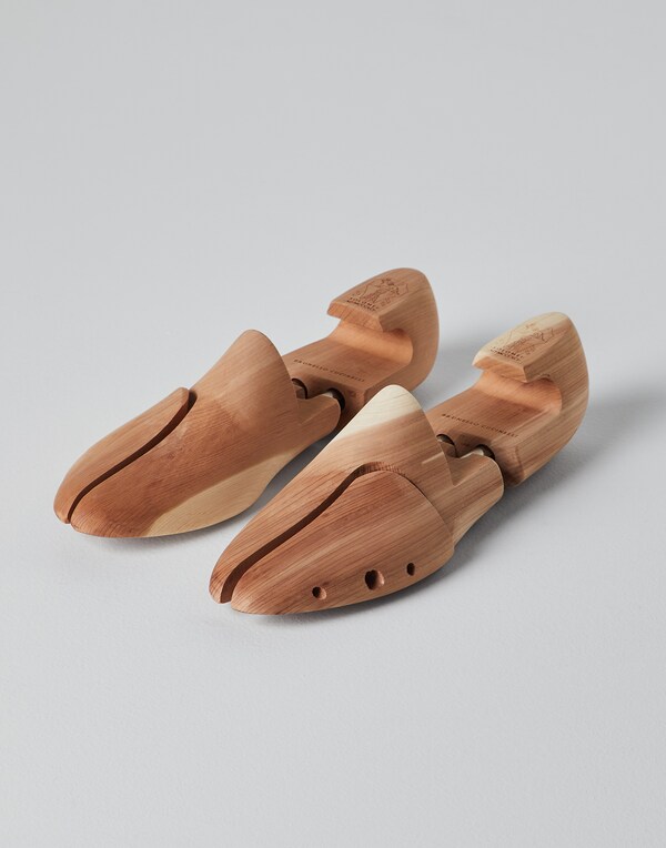 Cedar Wood shoe trees Grey Lifestyle - Brunello Cucinelli