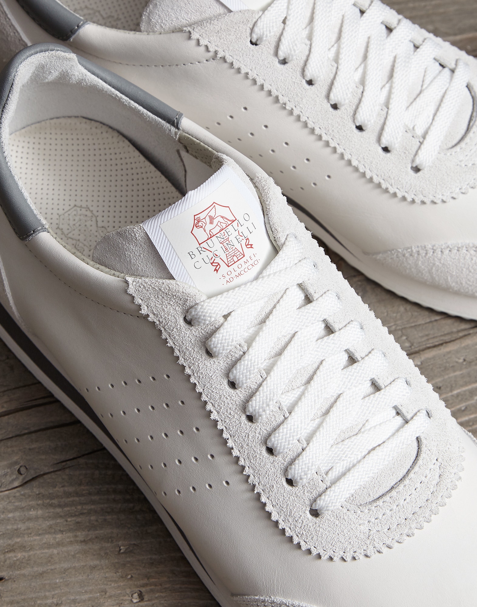 Sneakers - Detail