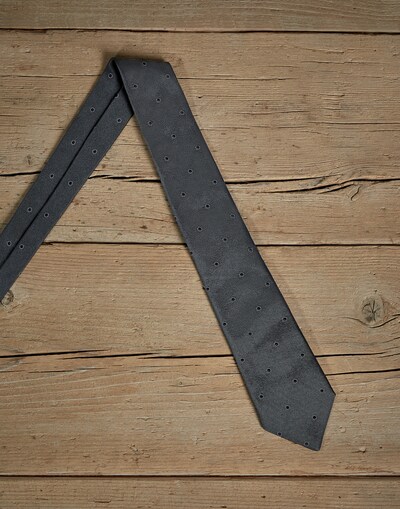 Tie - Front view