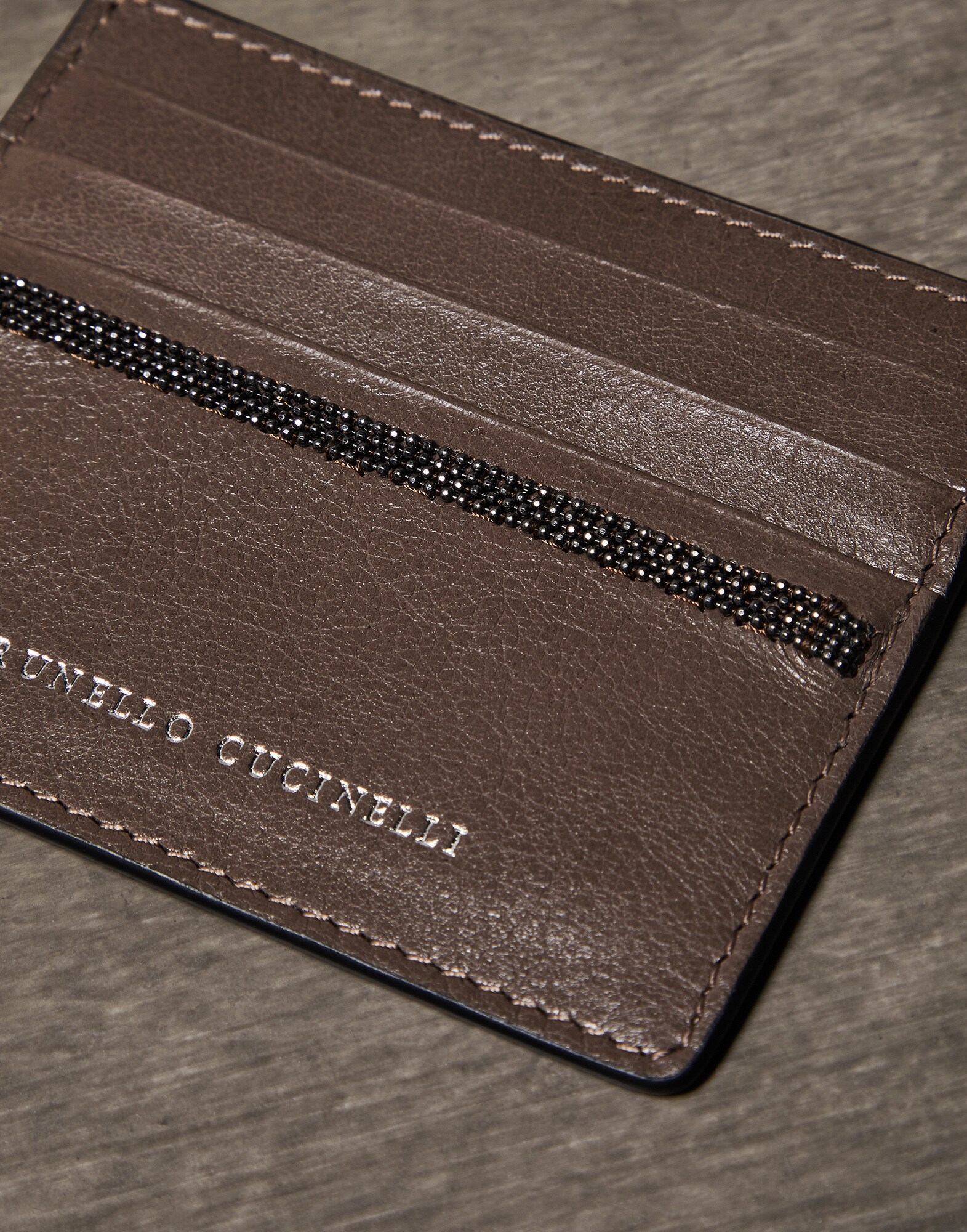 Card Holder - Detail view