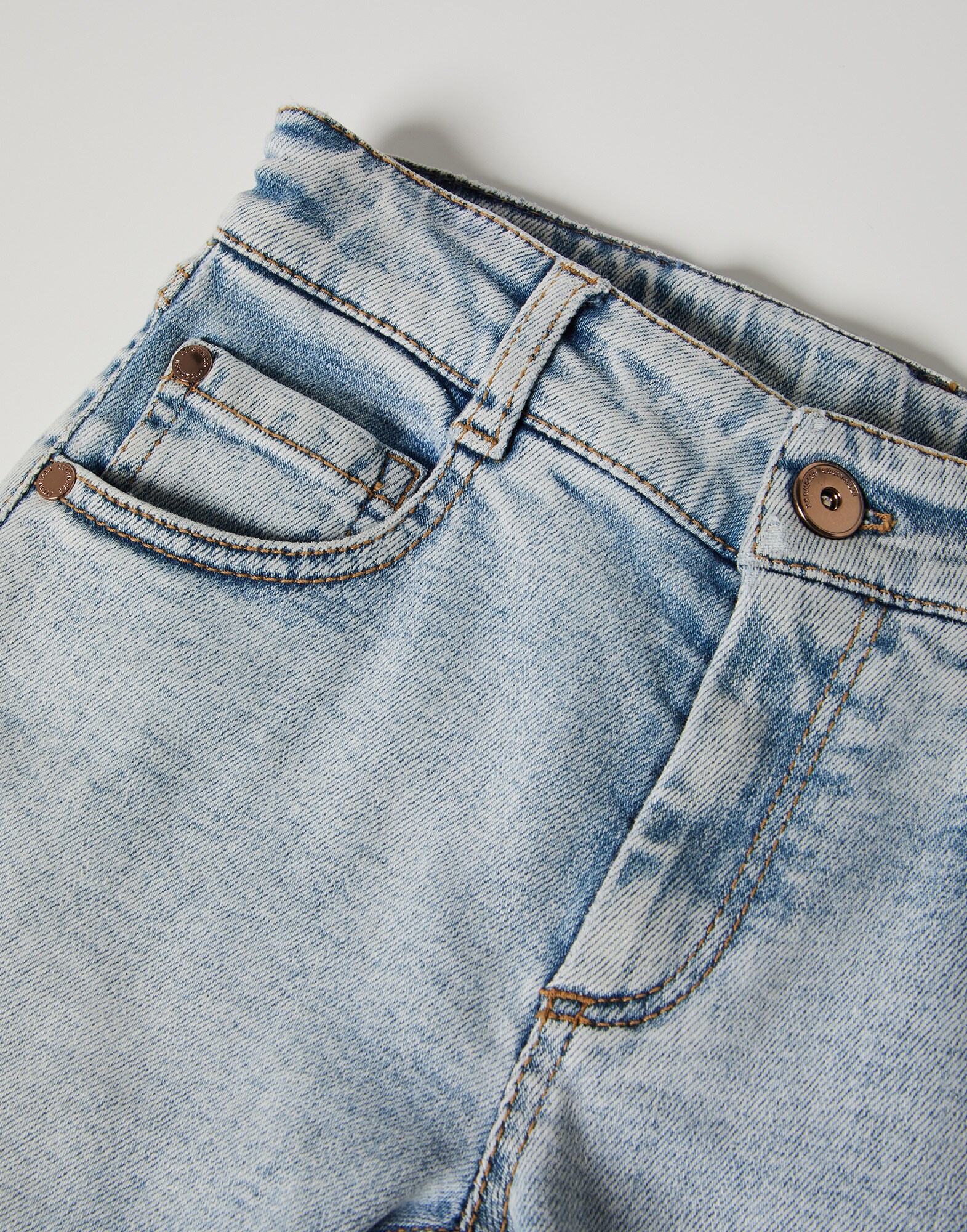 Denim Pants - Detail view
