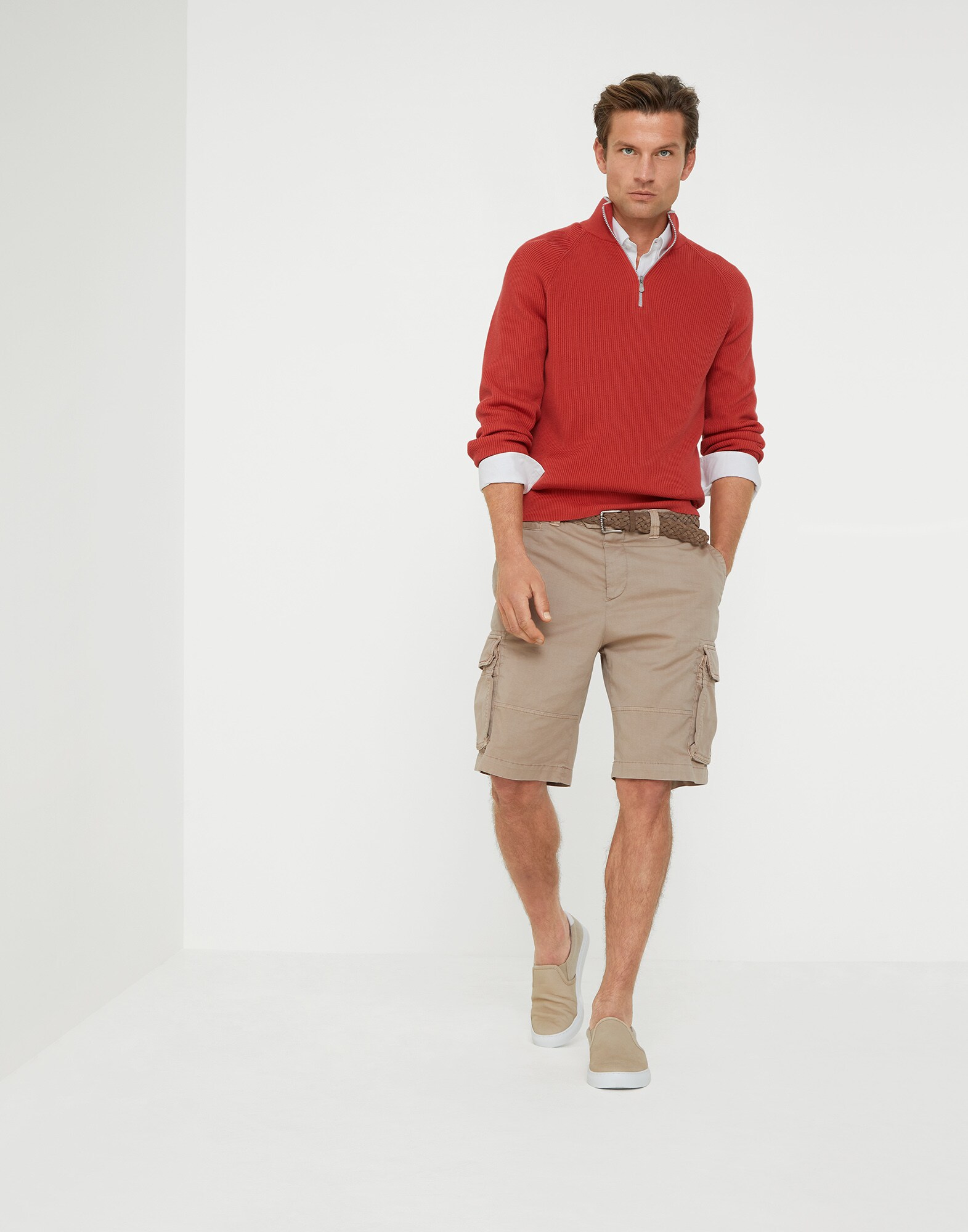 Sweater with zip opening - Look