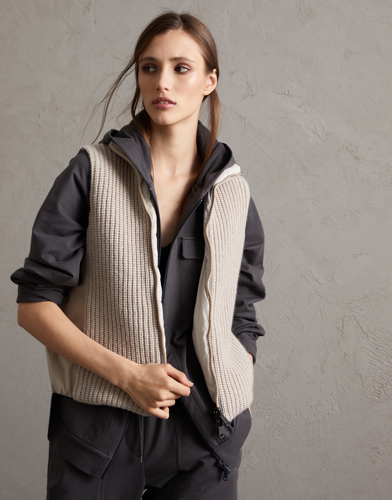 Doudoune sans manches en maille Beige Froid Femme - Brunello Cucinelli