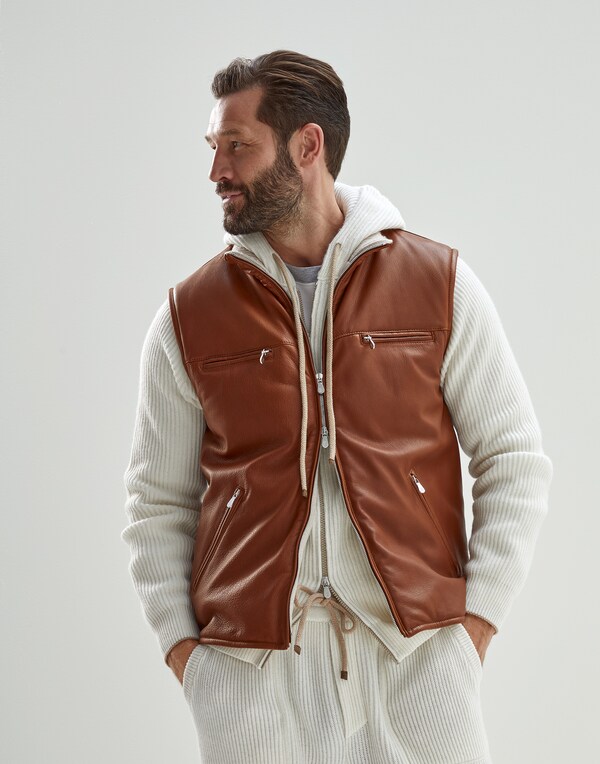 Куртка без рукавов Коричневый Мужчина - Brunello Cucinelli 