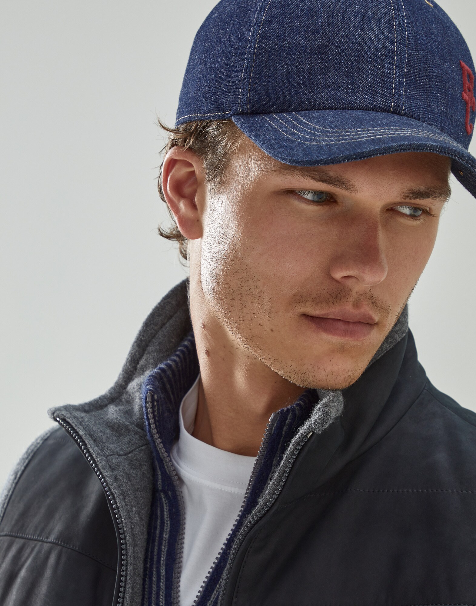 Chapeaux et Casquettes - Vue éditoriale