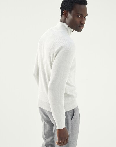 Pull avec Ouverture par Zip - Vue arrière