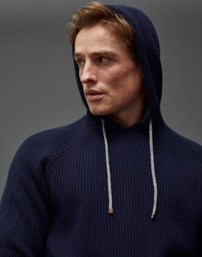 Crewneck - Detail view