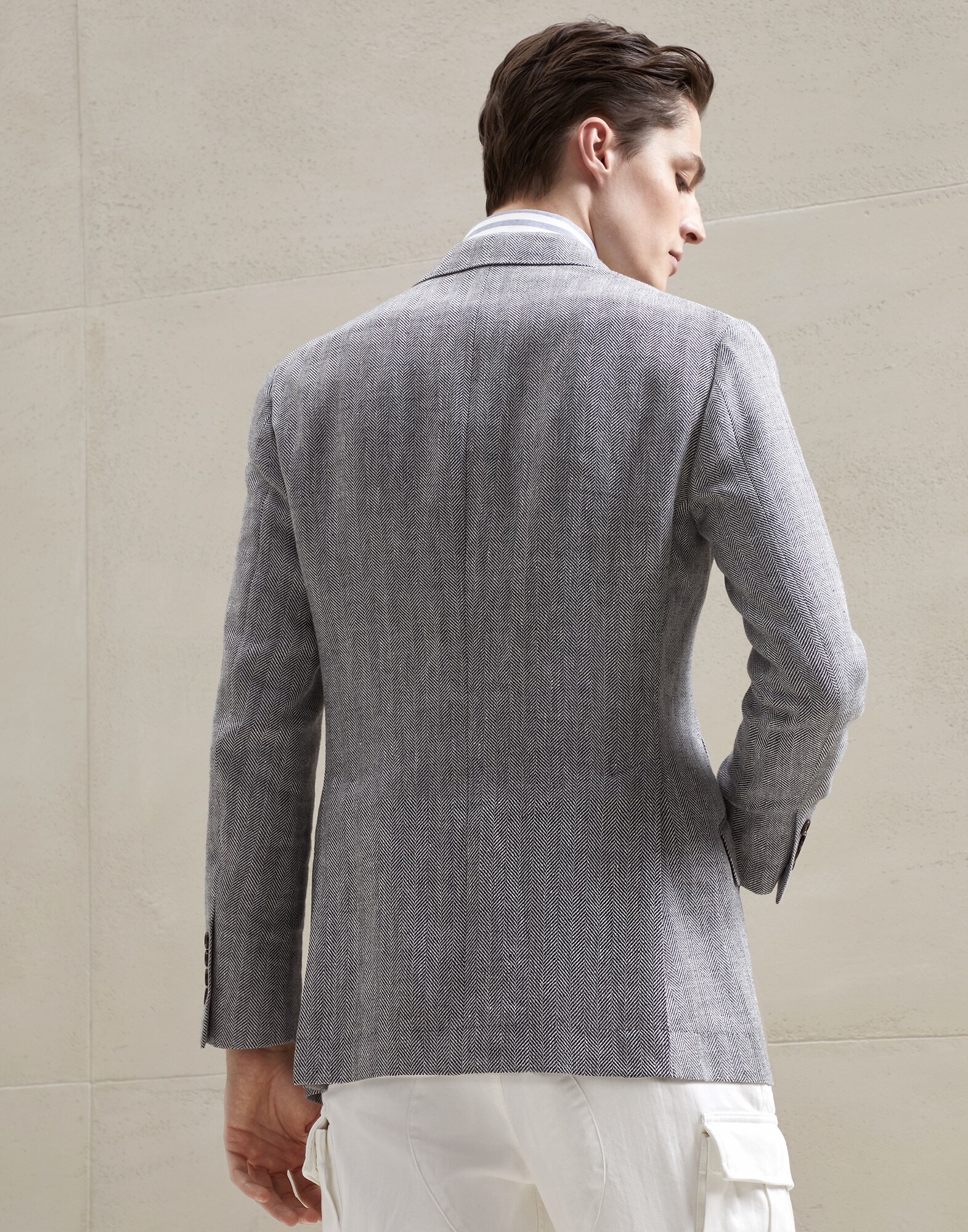 Chaqueta de Botonadura Simple - Vista trasera