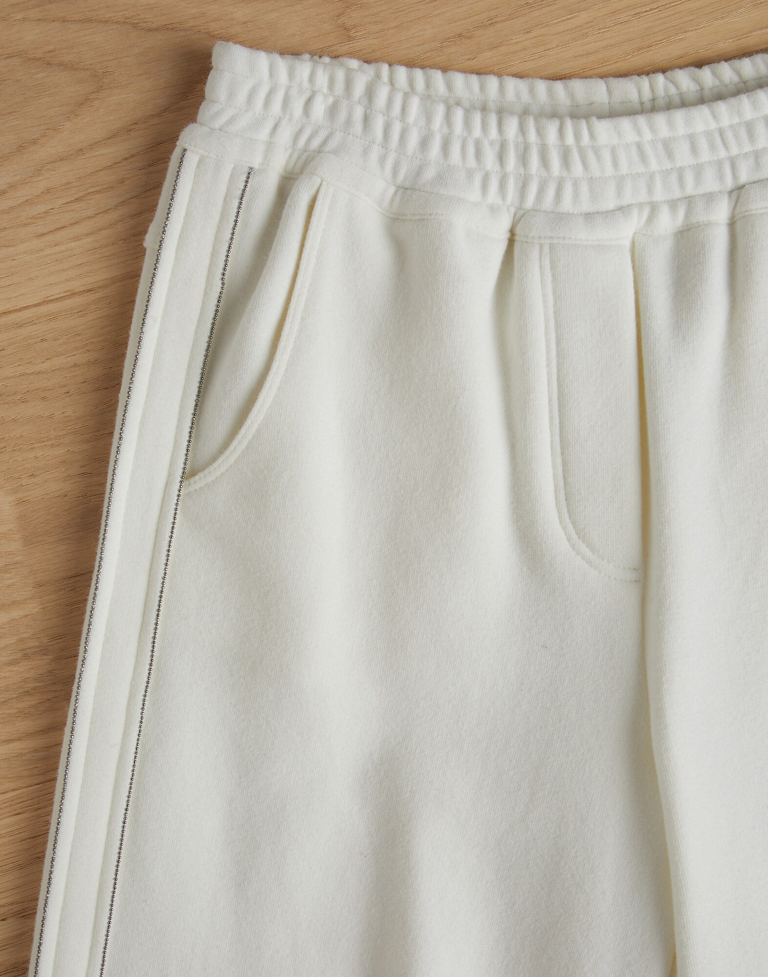 Sweatpants - Detail view