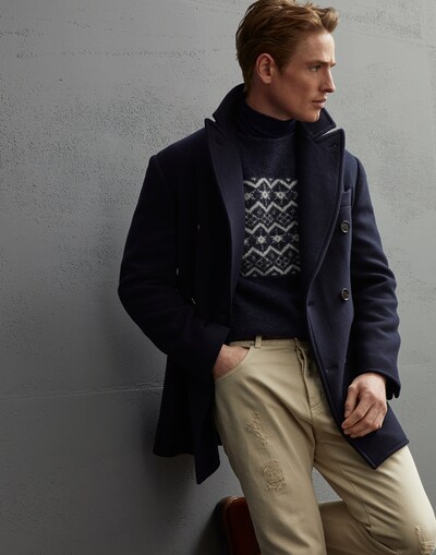 Outerwear - Vista editorial