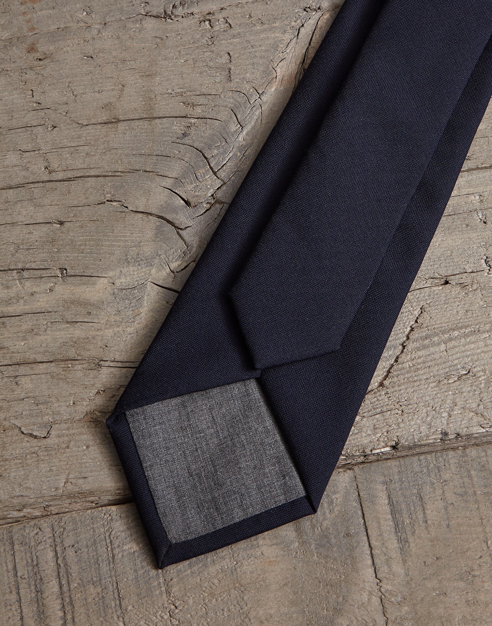 Tie - Detail view