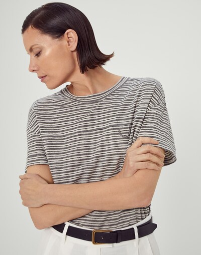 Short Sleeve T-Shirt - Editorial view