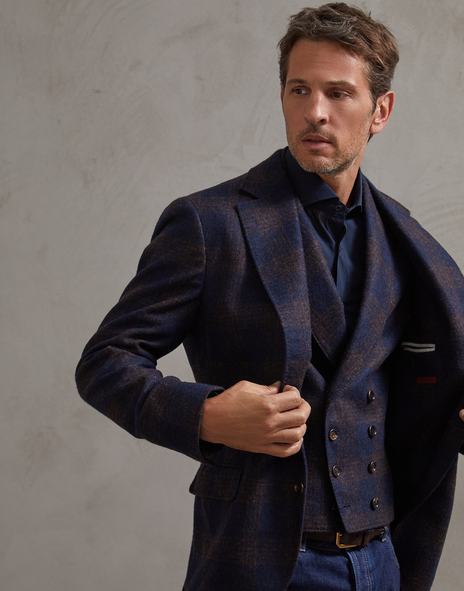 Single Breasted Blazer - Editorial view