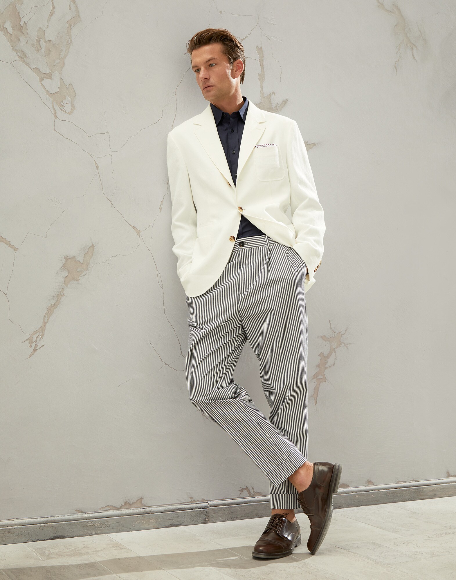 Single Breasted Blazer - Look