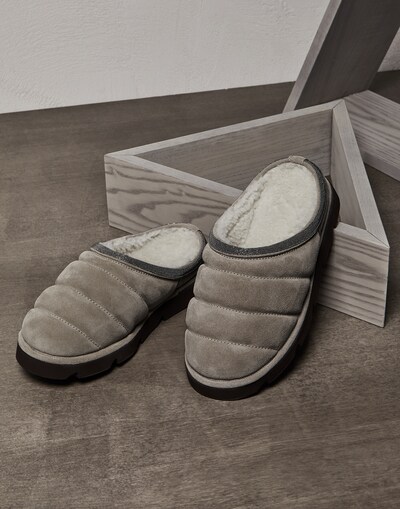 Mules - Front view