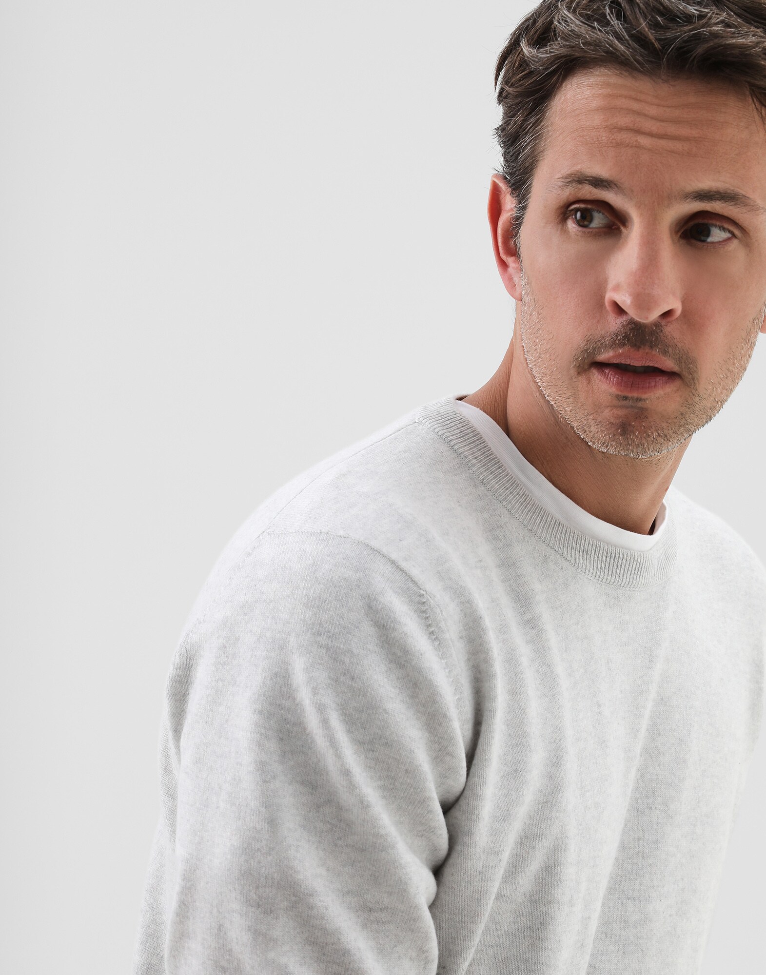 Pullover mit Rundhalsausschnitt Nebel Herren 2 - Brunello Cucinelli