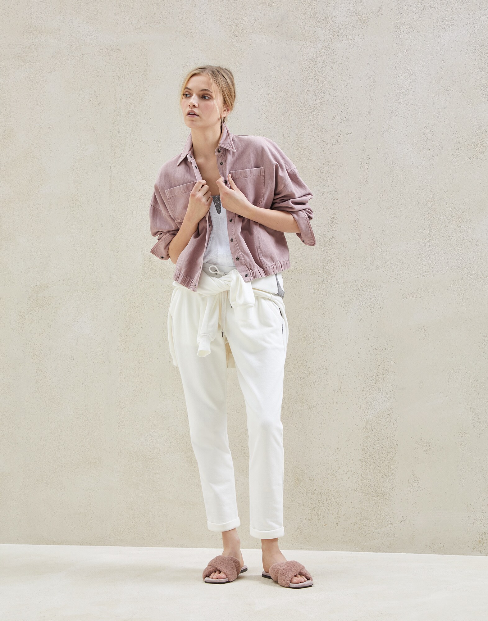 V-neck - Full look