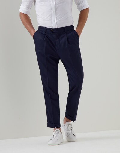 Pleated - Front view