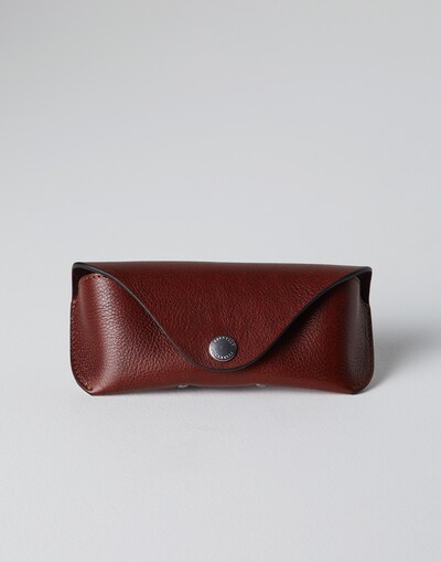 Life Attitude Accessories - Front view