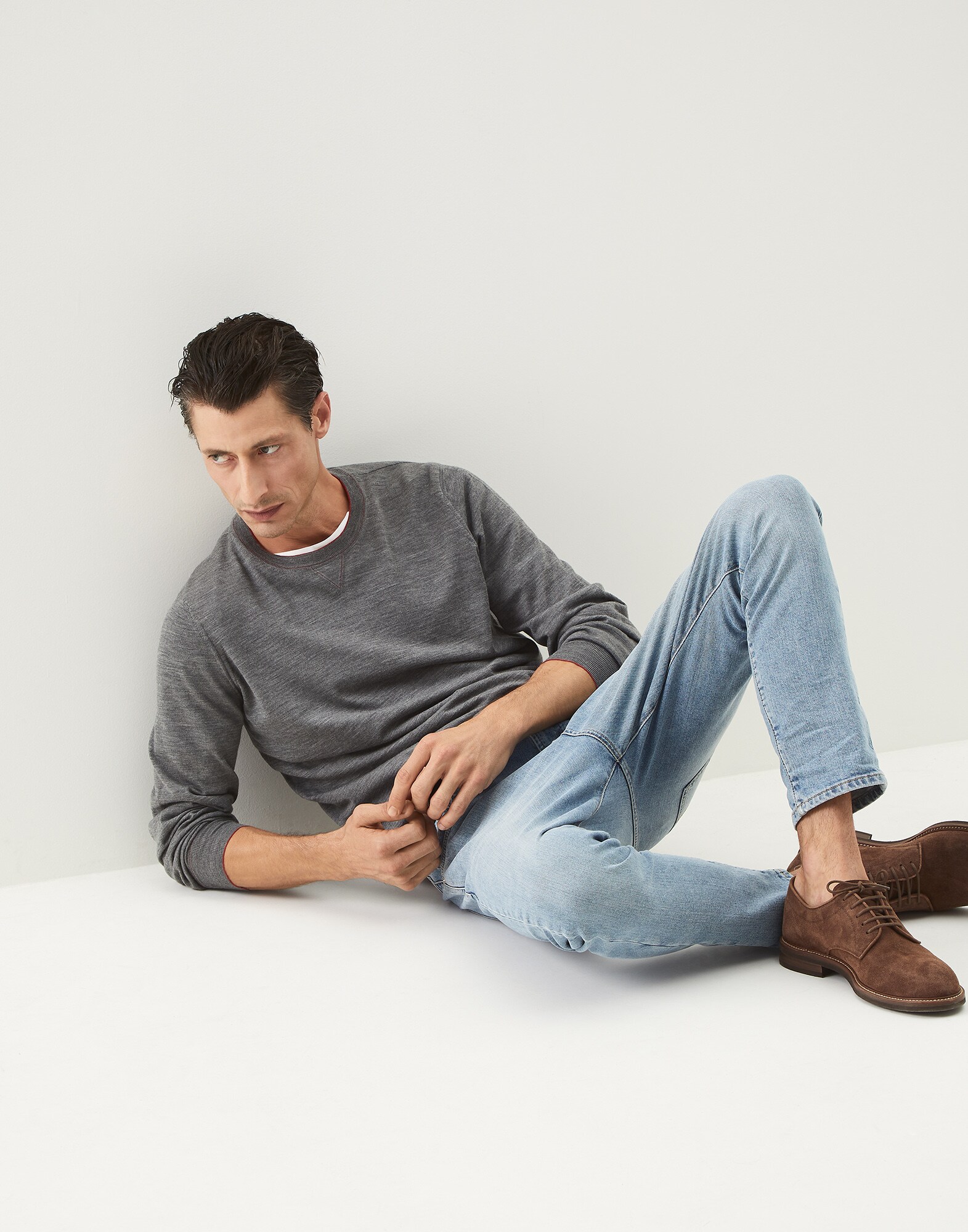 Crewneck Sweater - Full look