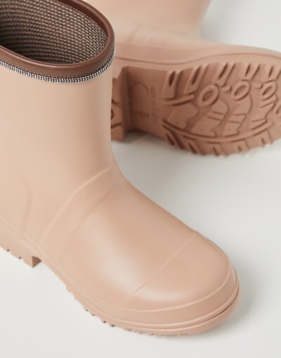 Boots - Detail view