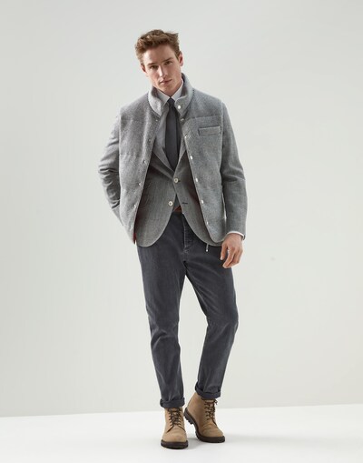 Chaqueta de Botonadura Simple - Vista look completo