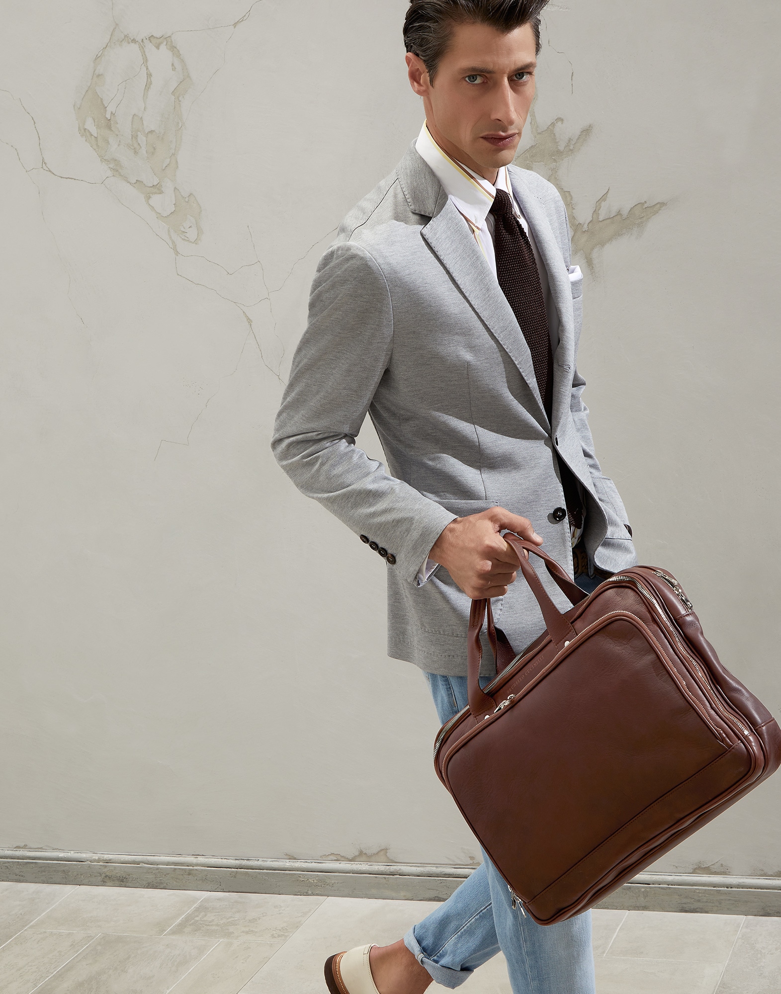 Office Bag - Editorial view