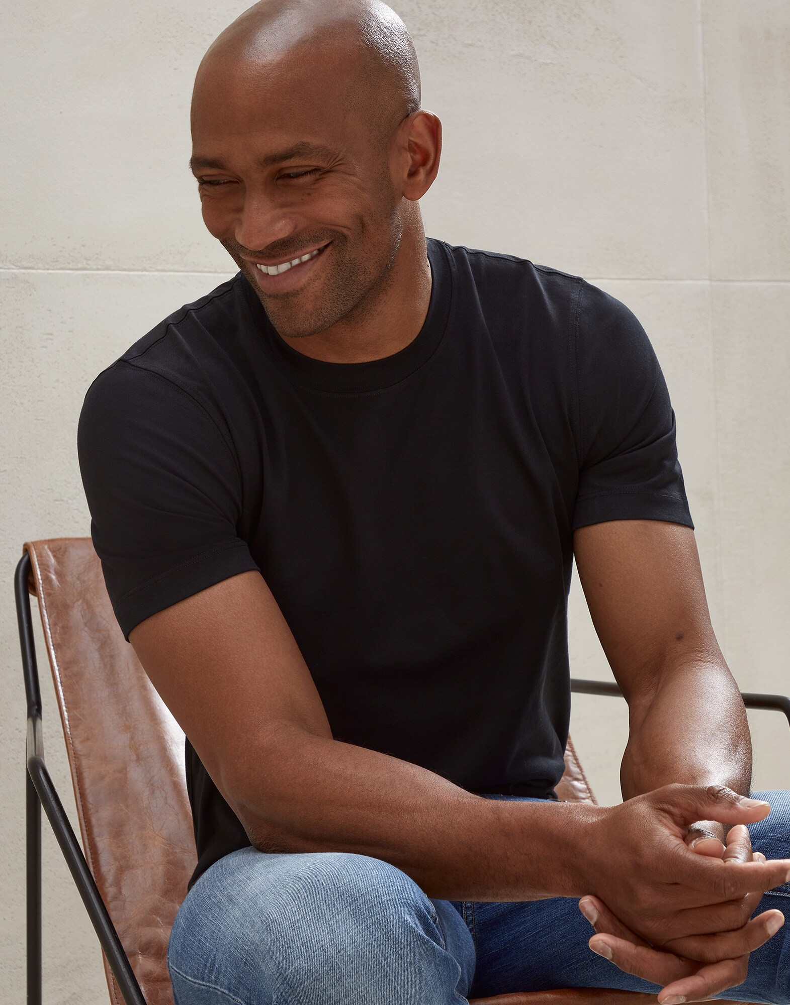 Short Sleeve T-Shirt - Editorial view