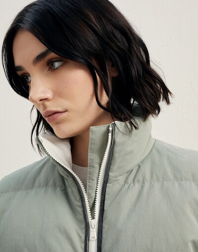 Down Jacket - Detail view