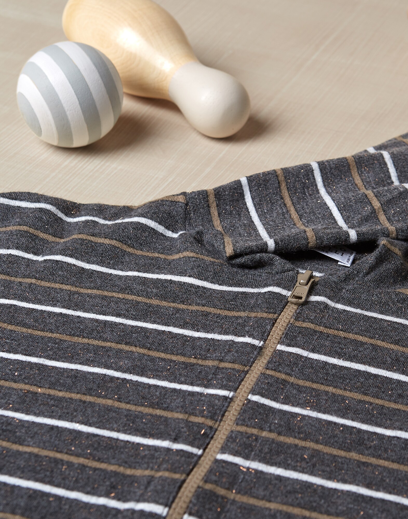 Cardigan - Detail