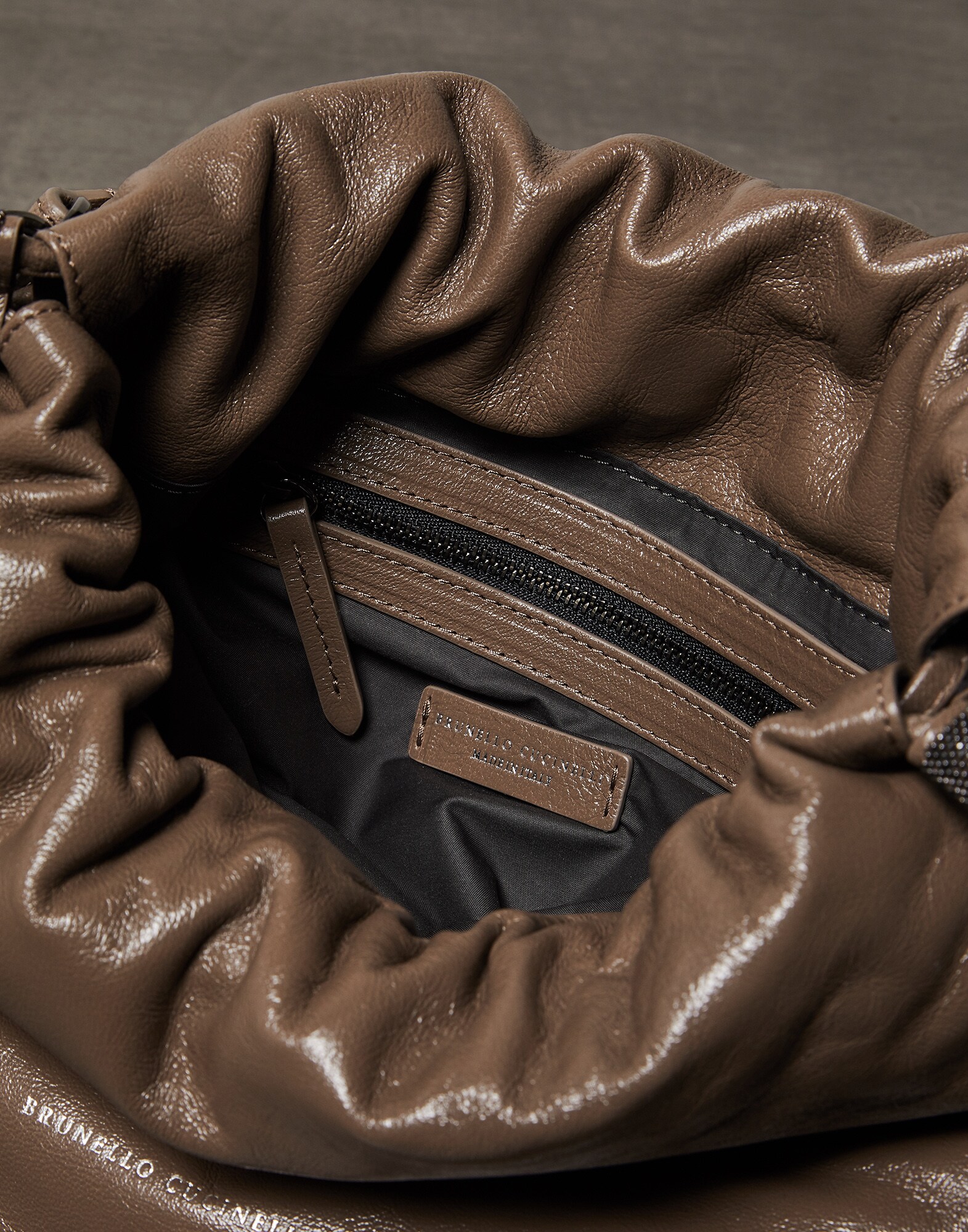 Crossbody Bag - Full look