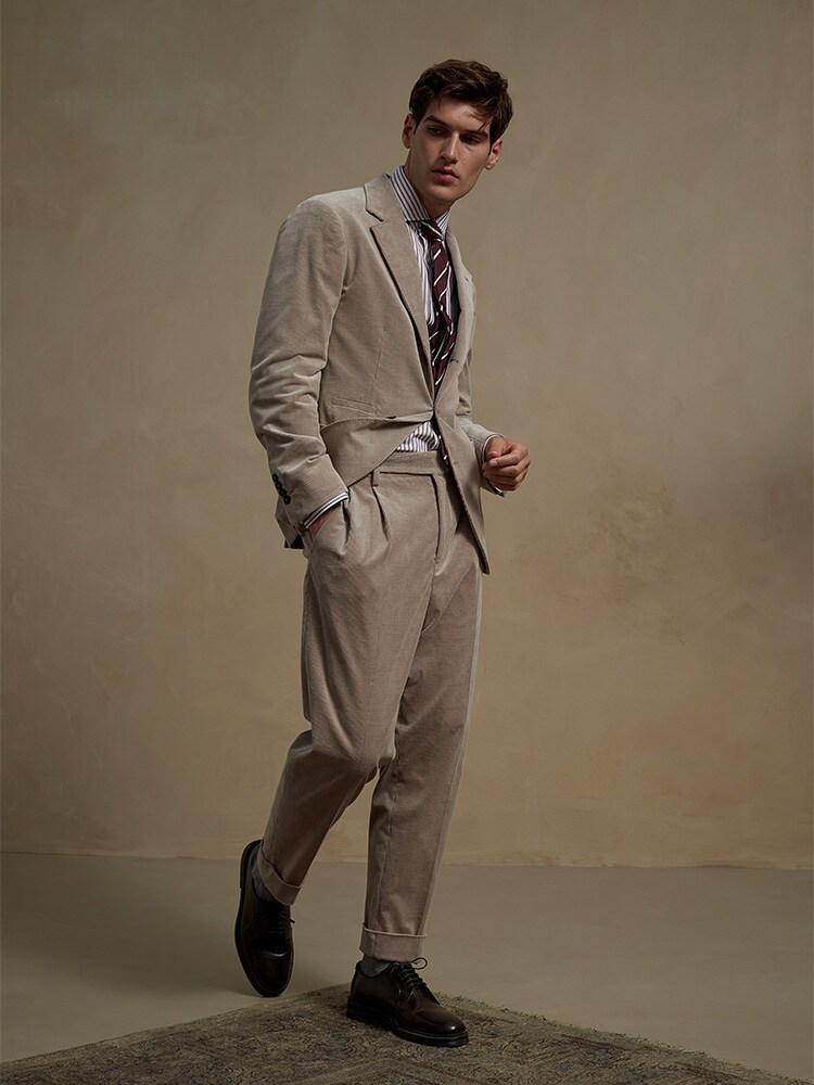Pants - Editorial view