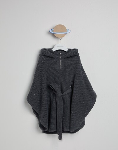 Poncho - Front view